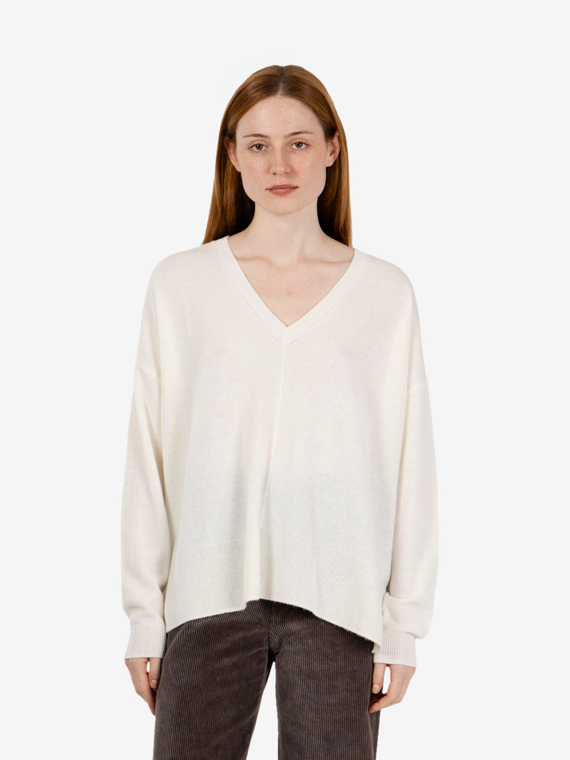 Maglione in lana con scollo a V burro