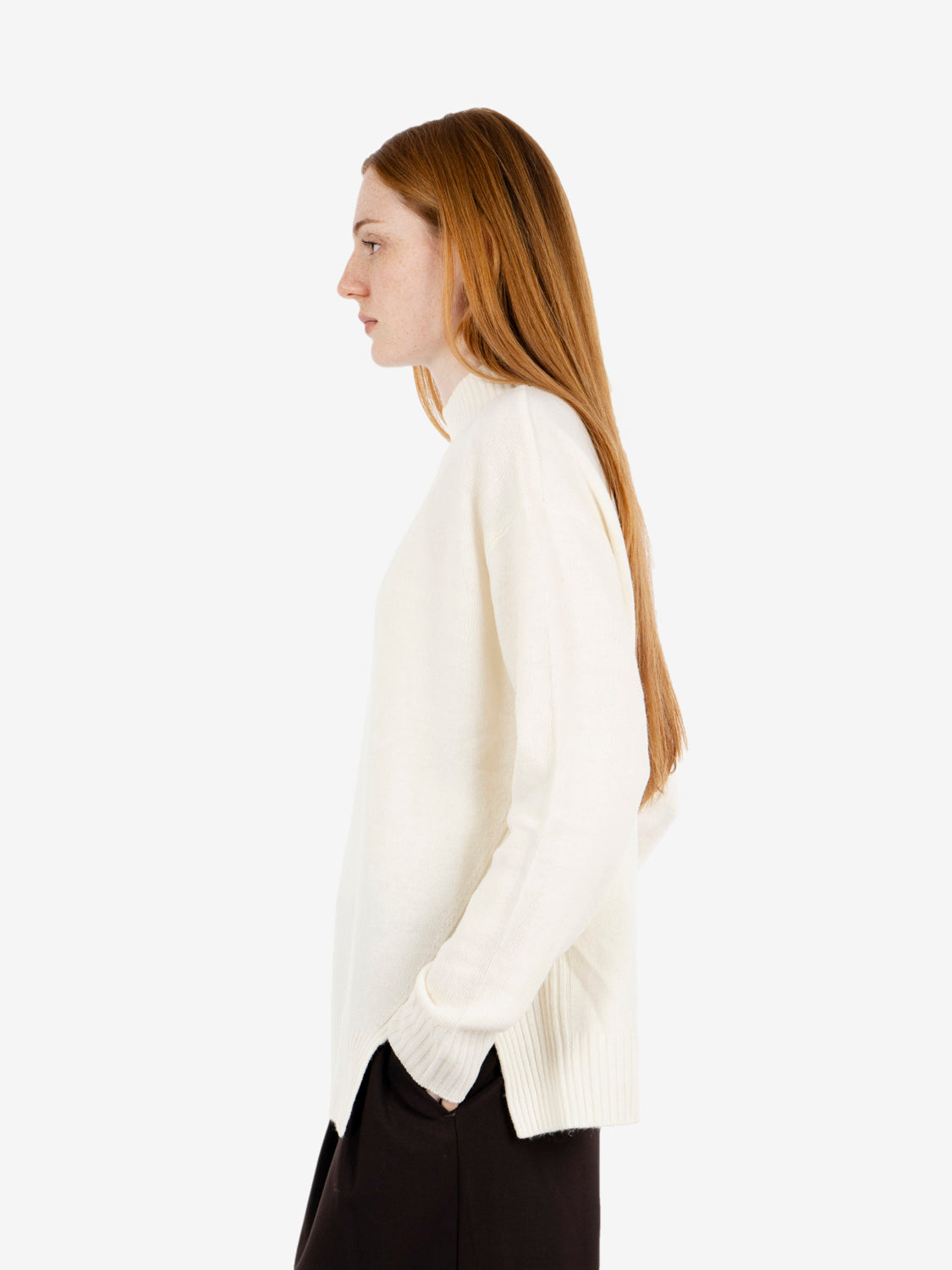 Maglione over collo alto burro