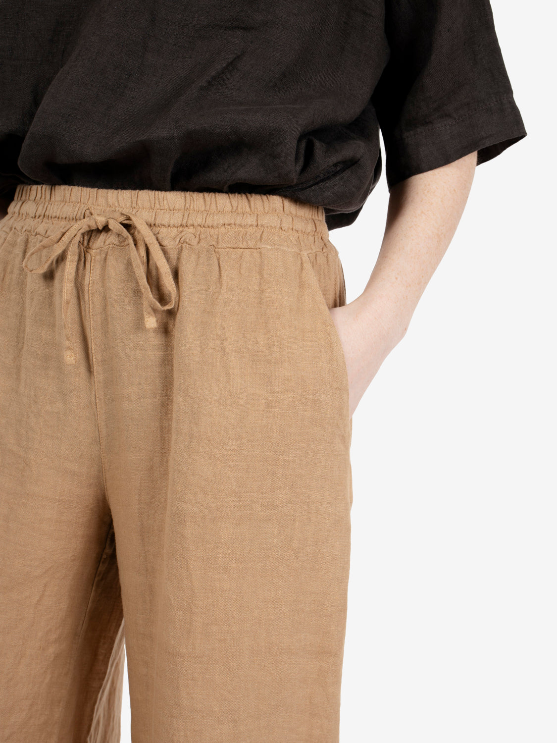 Camel linen trousers