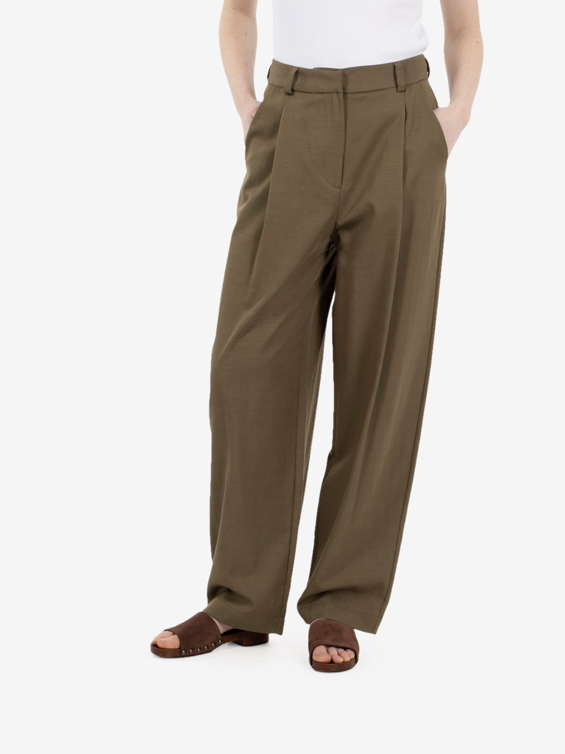 Military balloon fit trousers