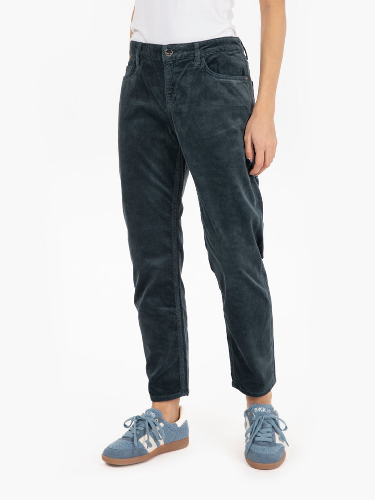 KAOS - Pantaloni boyfriend fit in velluto a coste blu