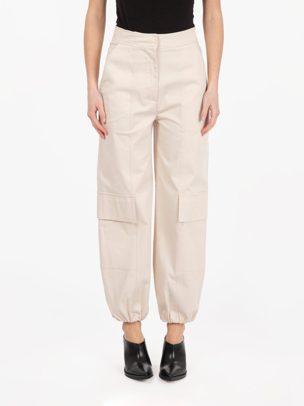 Cargo pants with ecru elastic