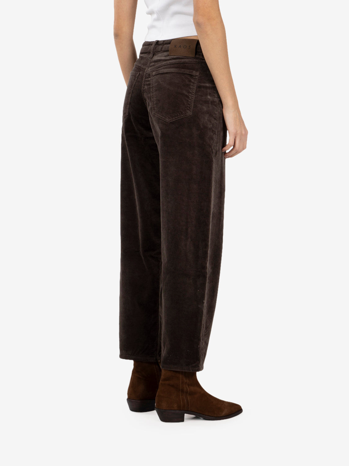 Pantaloni in velluto a coste carrot moro