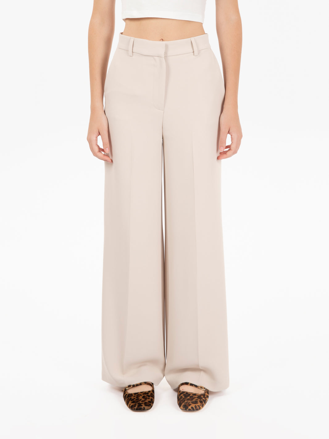 Pantaloni wide leg in crepe avena