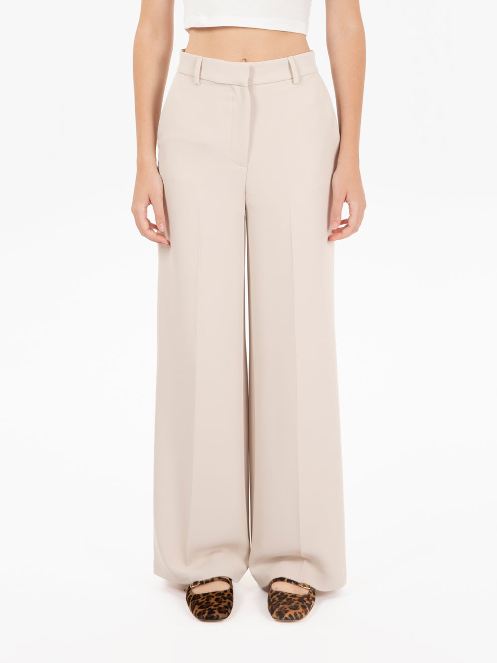 Wide leg trousers in oatmeal crepe