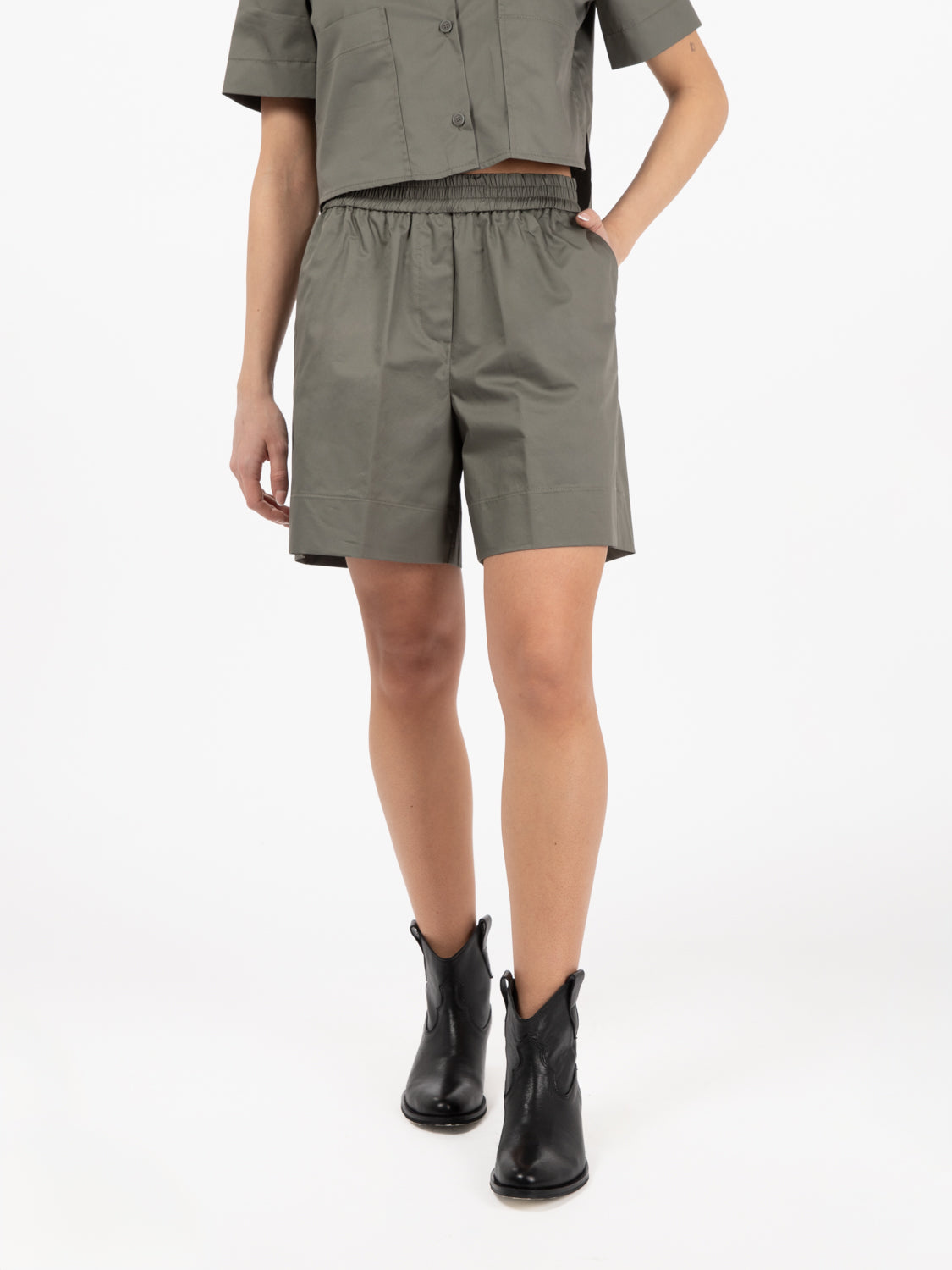 Shorts in cotone militare