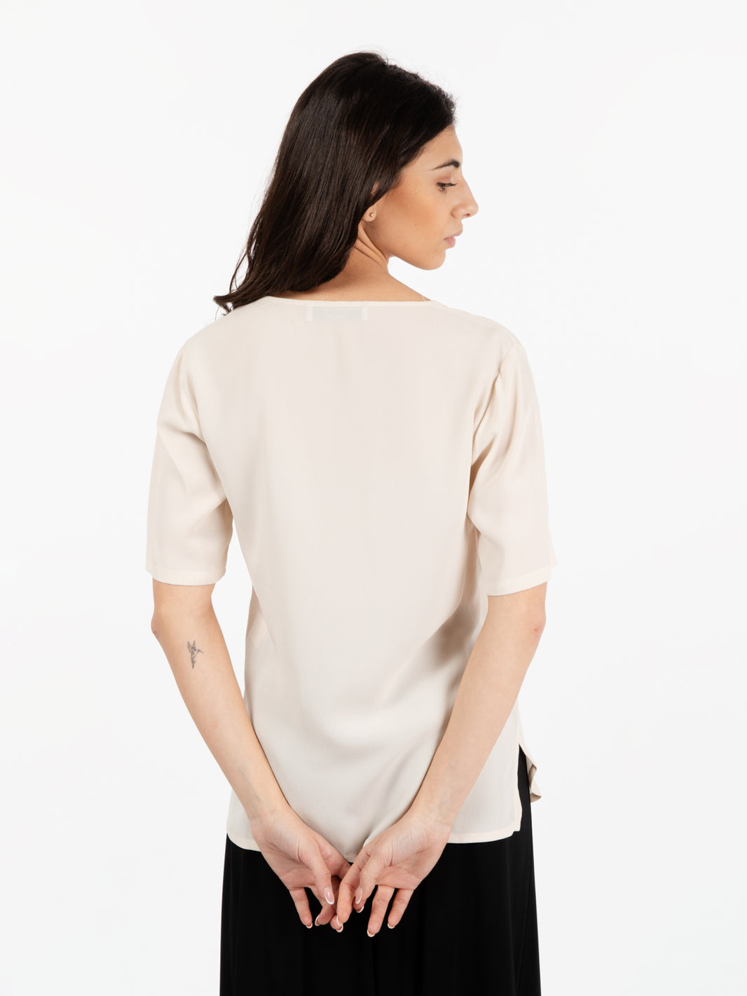 T-shirt scollo rotondo gesso