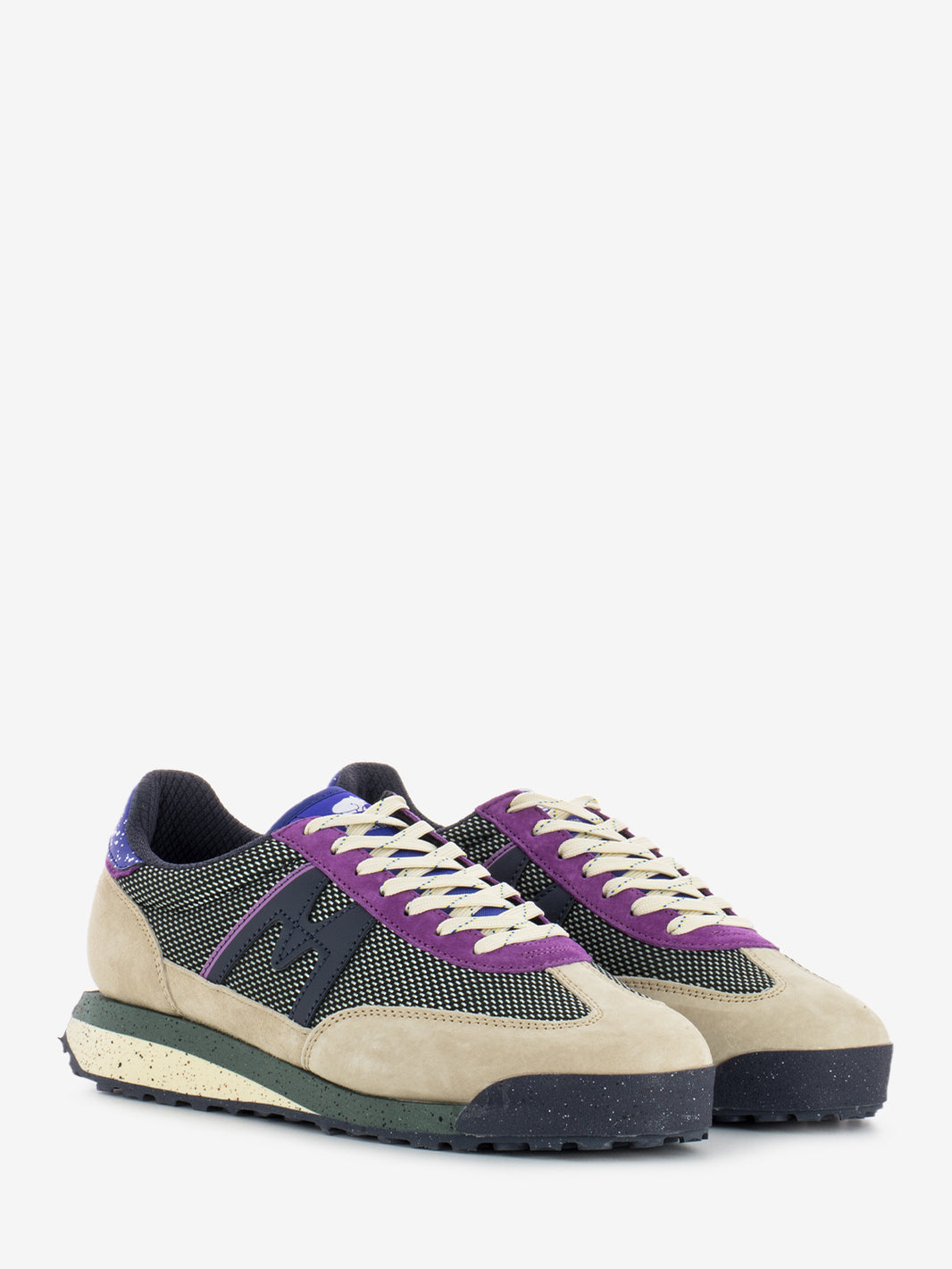 Mestari control irish cream / india ink sneakers
