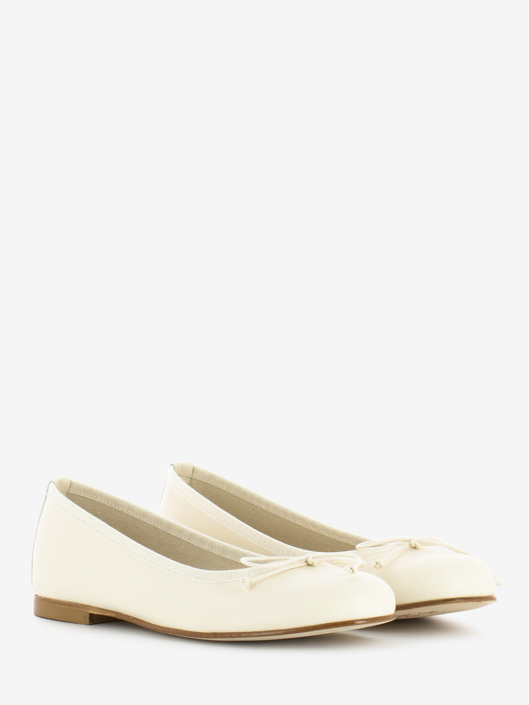 Ballerina round toe nappa cream 