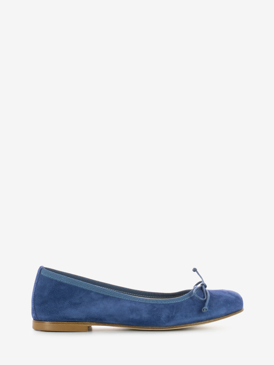 Round toe ballerina in air force blue suede 