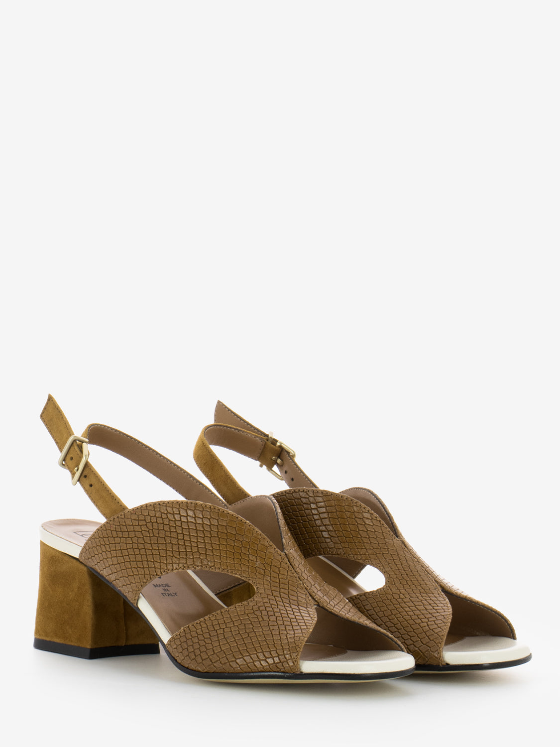 Hope milk / leather sandals