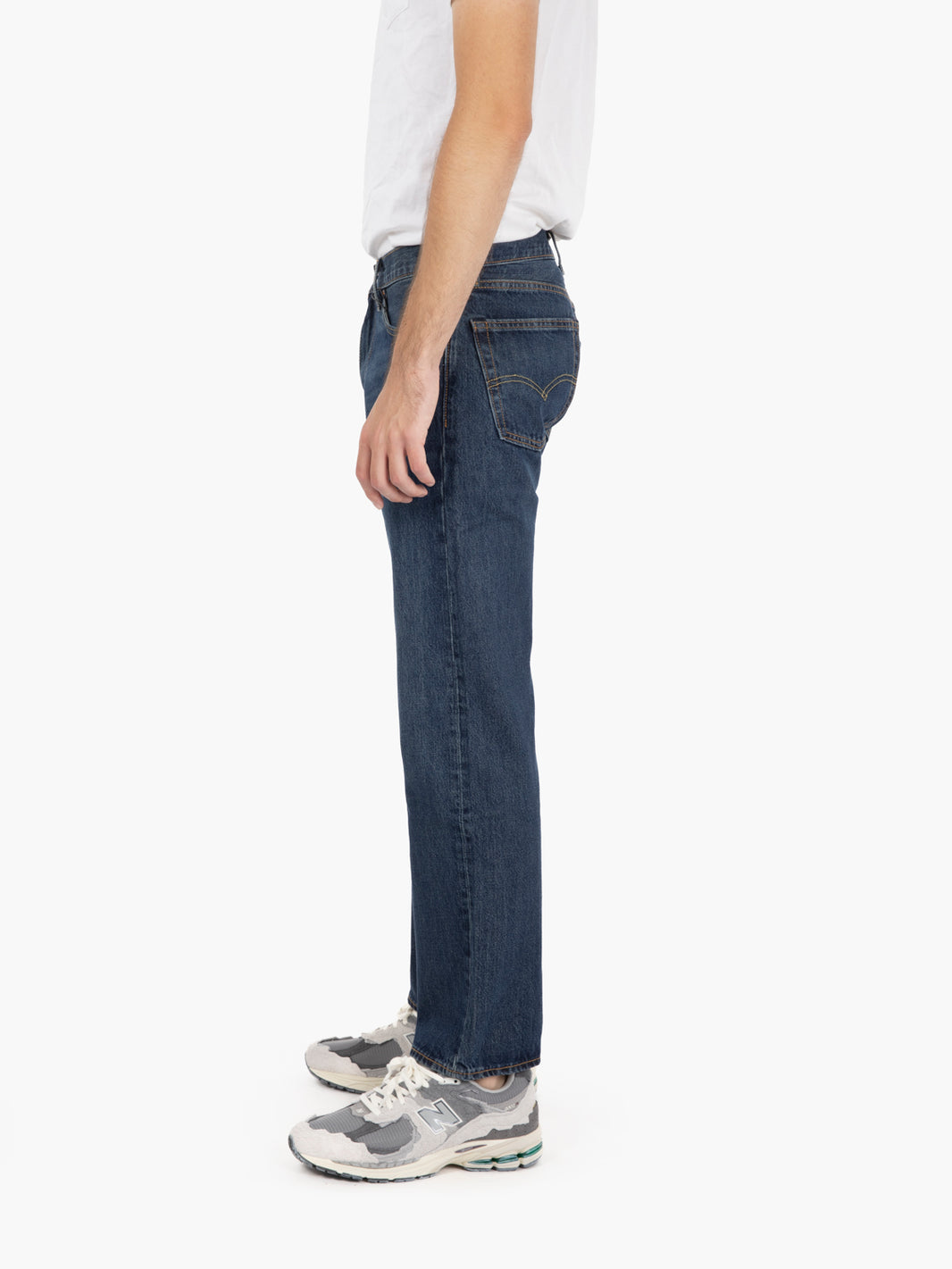 555™ relaxed straight medium denim jeans