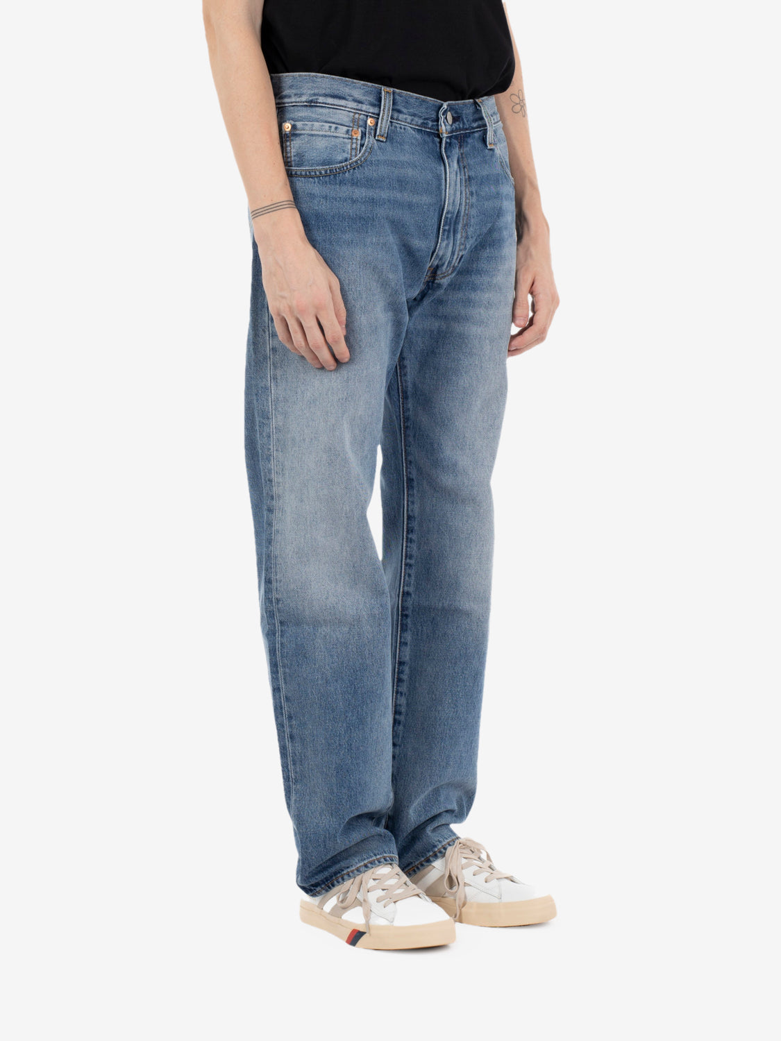 555™ relaxed straight indigo champion jeans