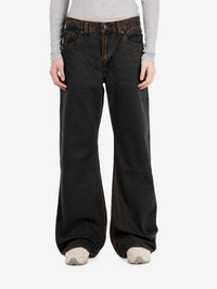 Loose Boot jeans Over A Cup - Brown