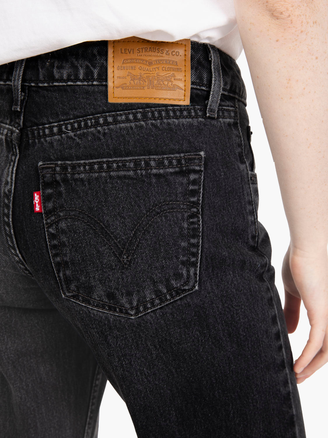 Low Loose Tech storm black stone