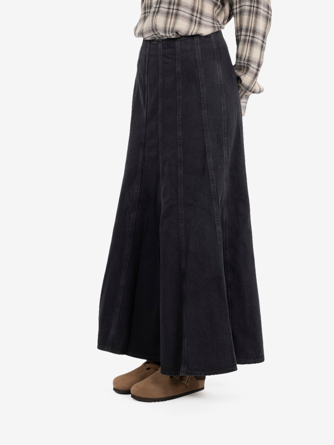 Seamed Flare skirt rosie posie black