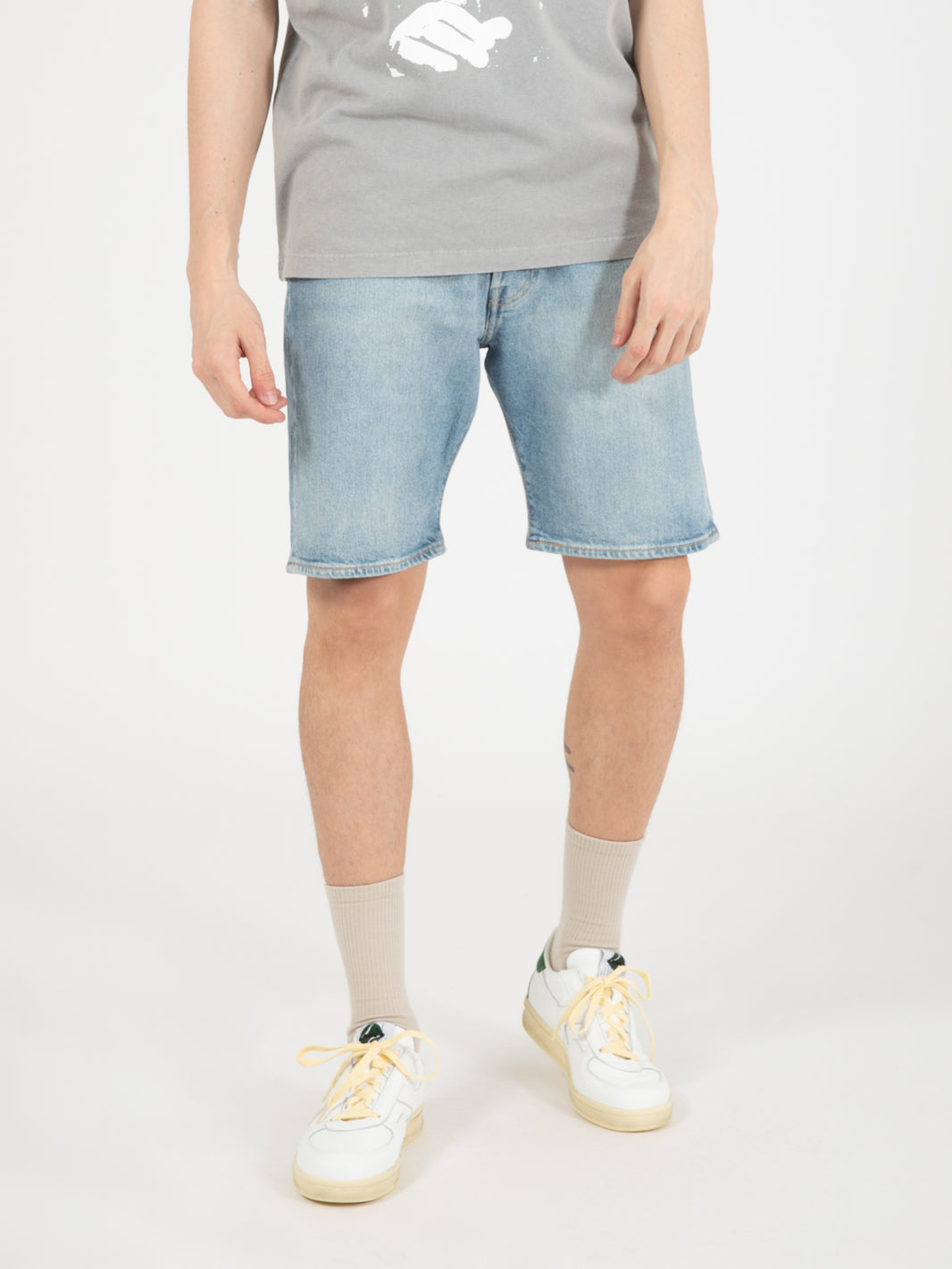 501® Original Shorts denim medio chiaro