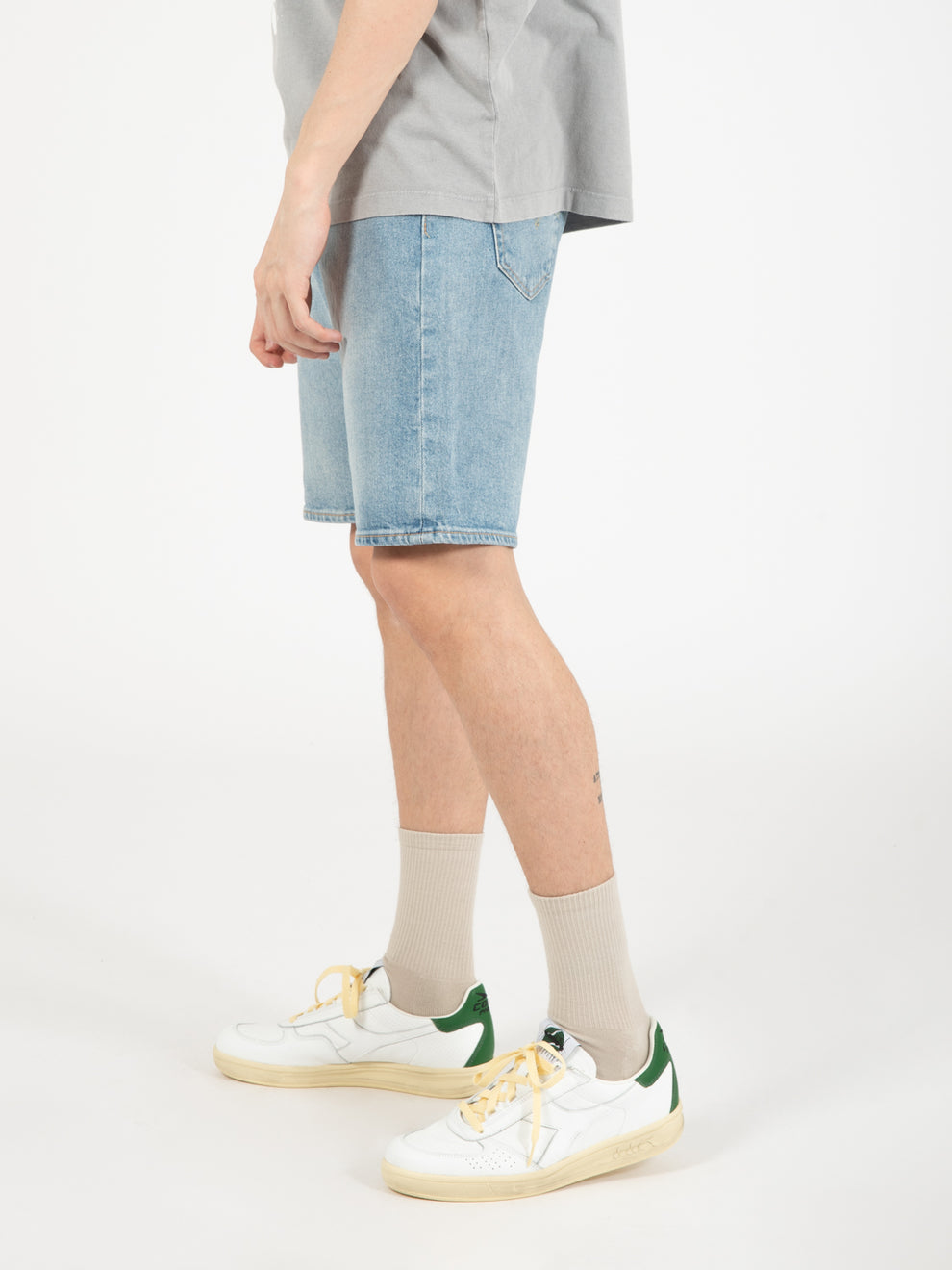 501® Original Shorts denim medio chiaro