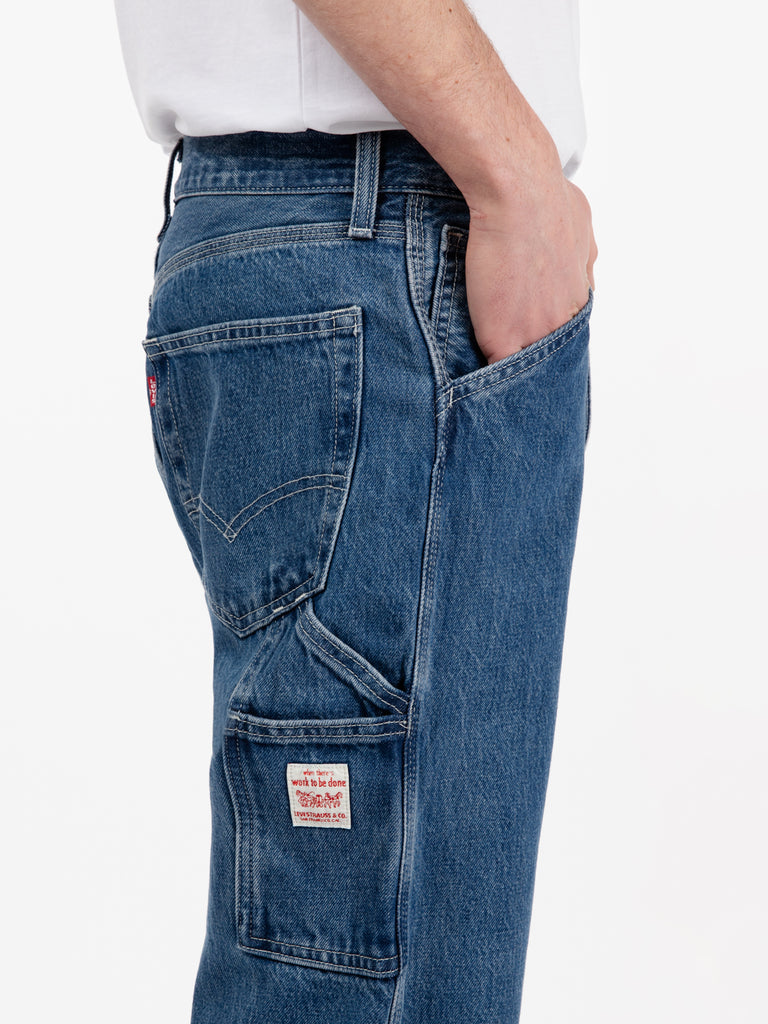 LEVI'S® - 568™ Stay Loose Carpenter safe in charm