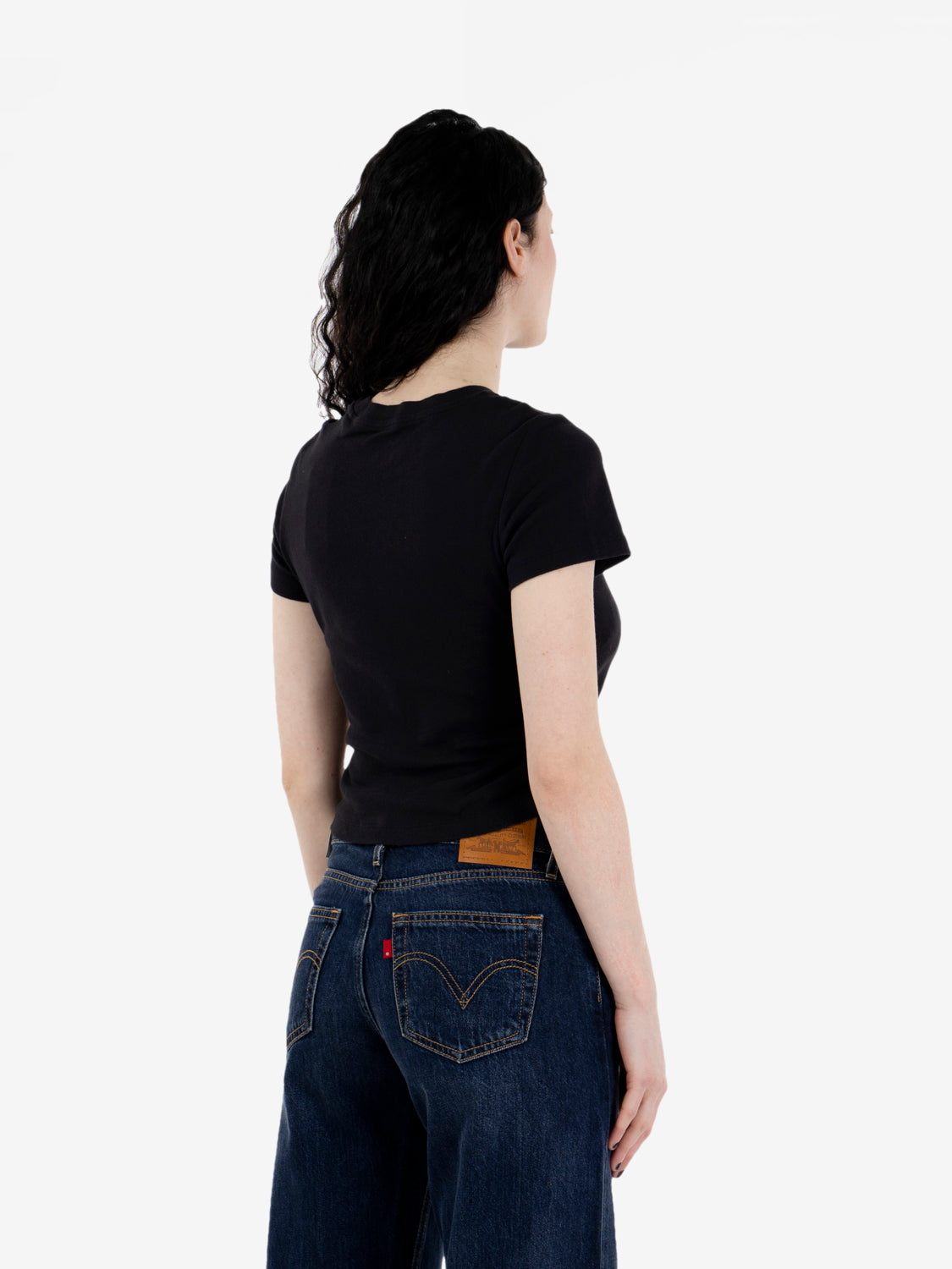 Essential sporty tee caviar