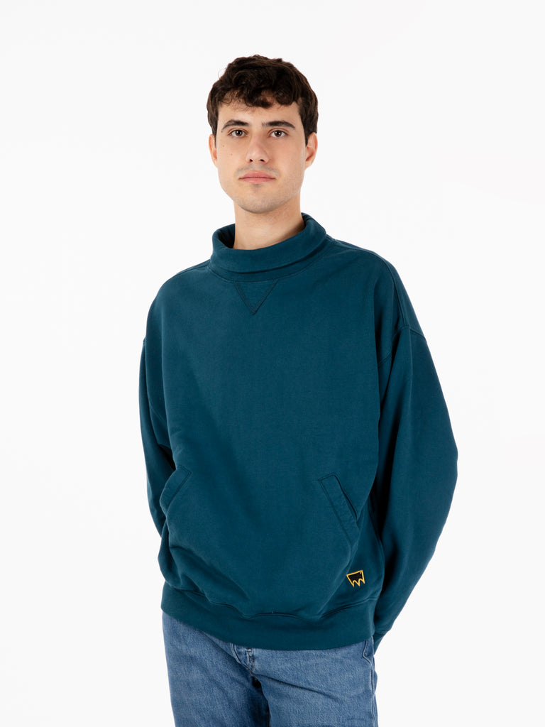 LEVI'S® - Skate turtleneck reflecting pond