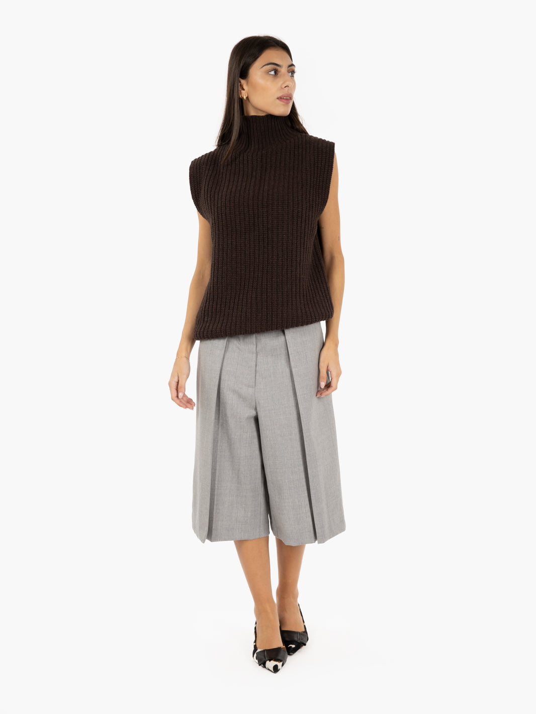 Deon high-necked dark brown vest