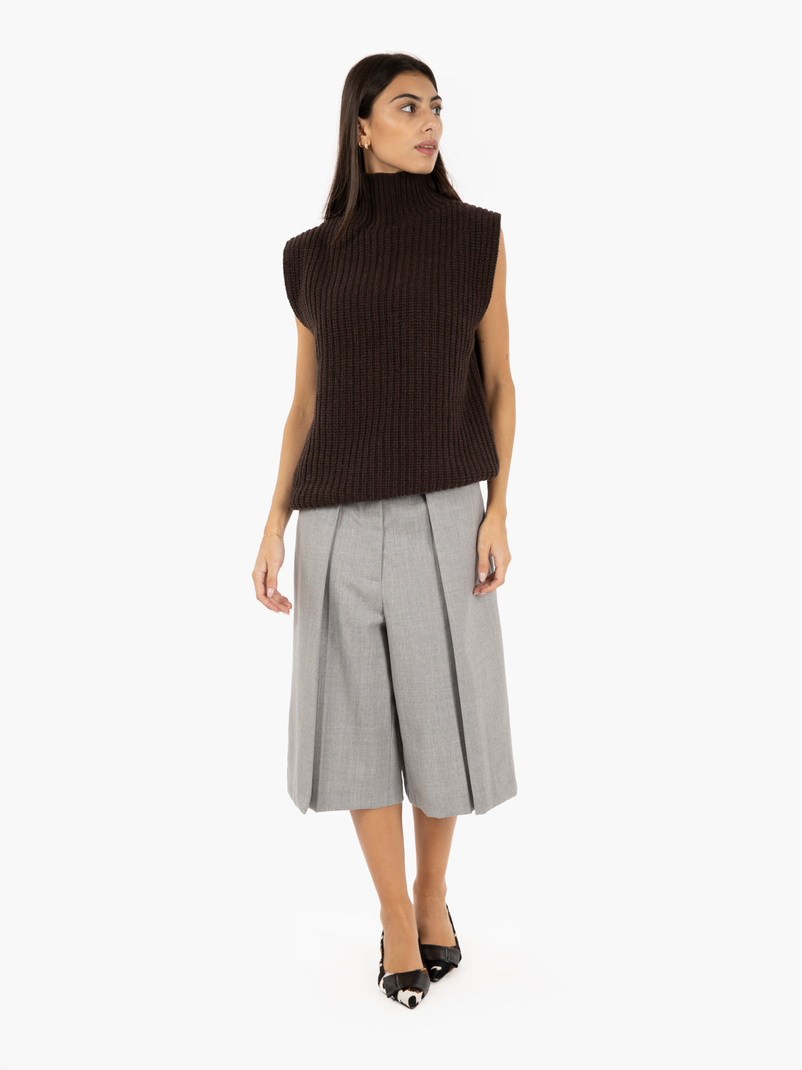 Deon high-necked dark brown vest