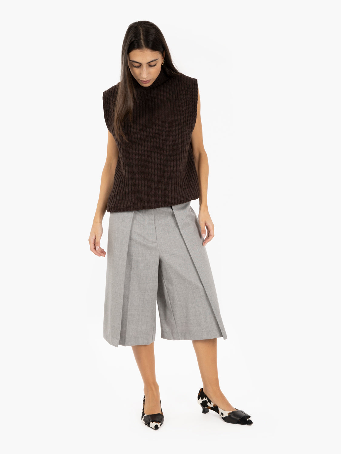Deon high-necked dark brown vest