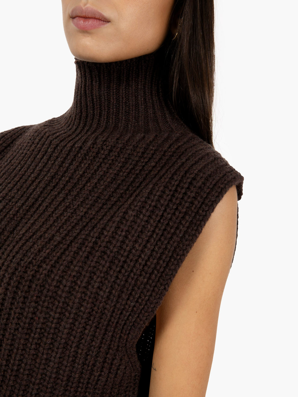 Deon high-necked dark brown vest