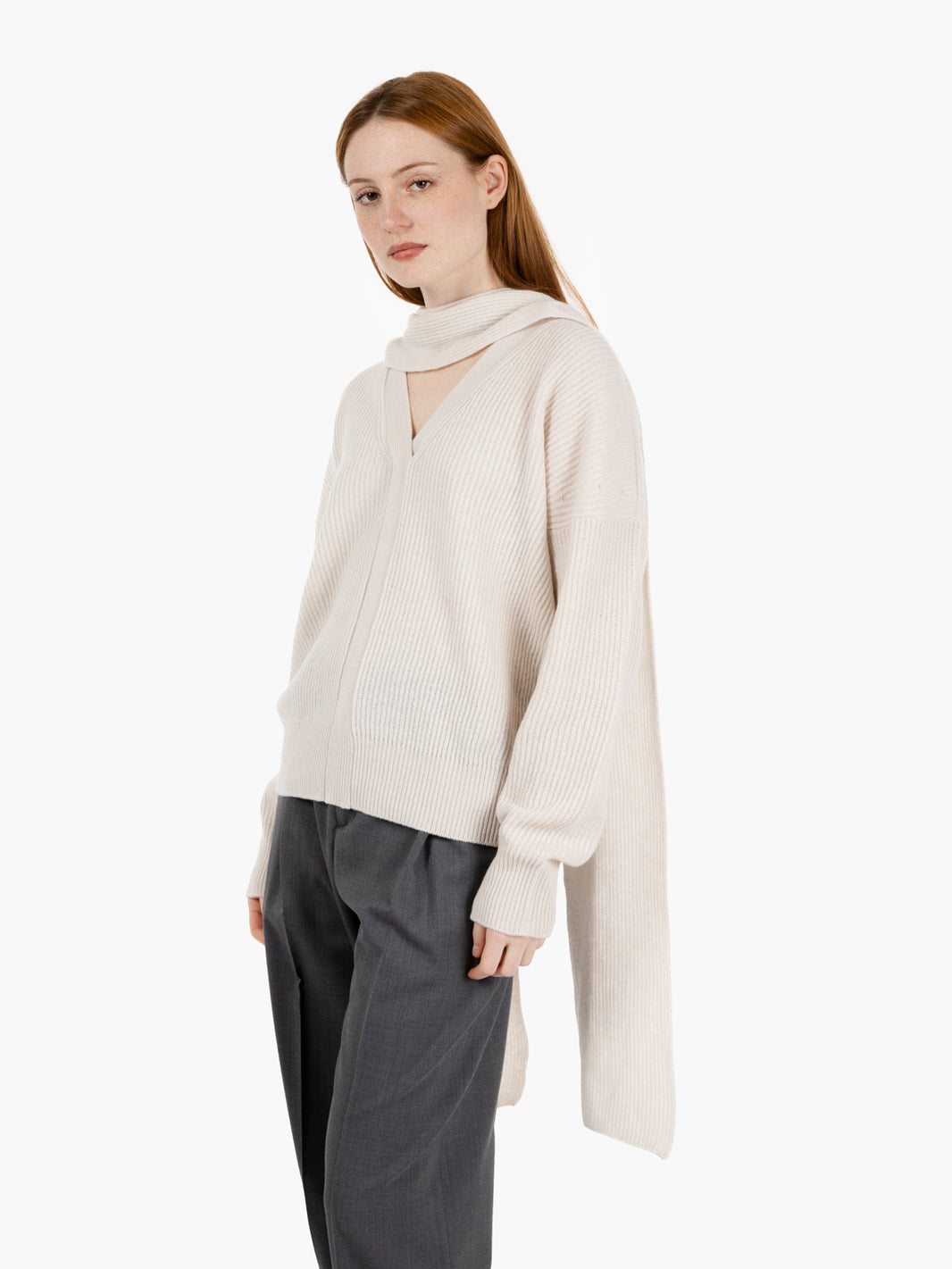 Maglia Lasonne con sciarpa pomice