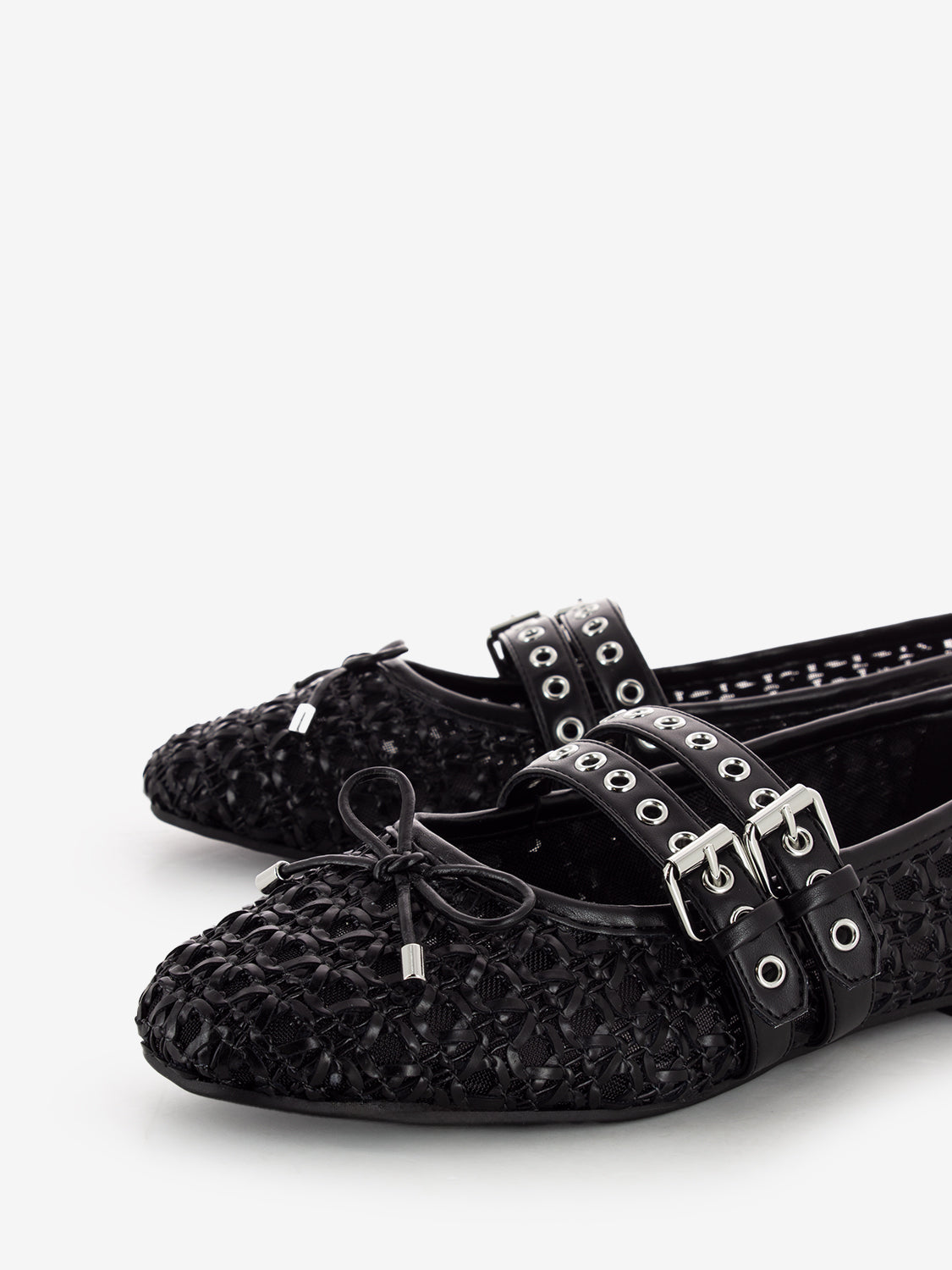 Anna ballerinas in black woven leather