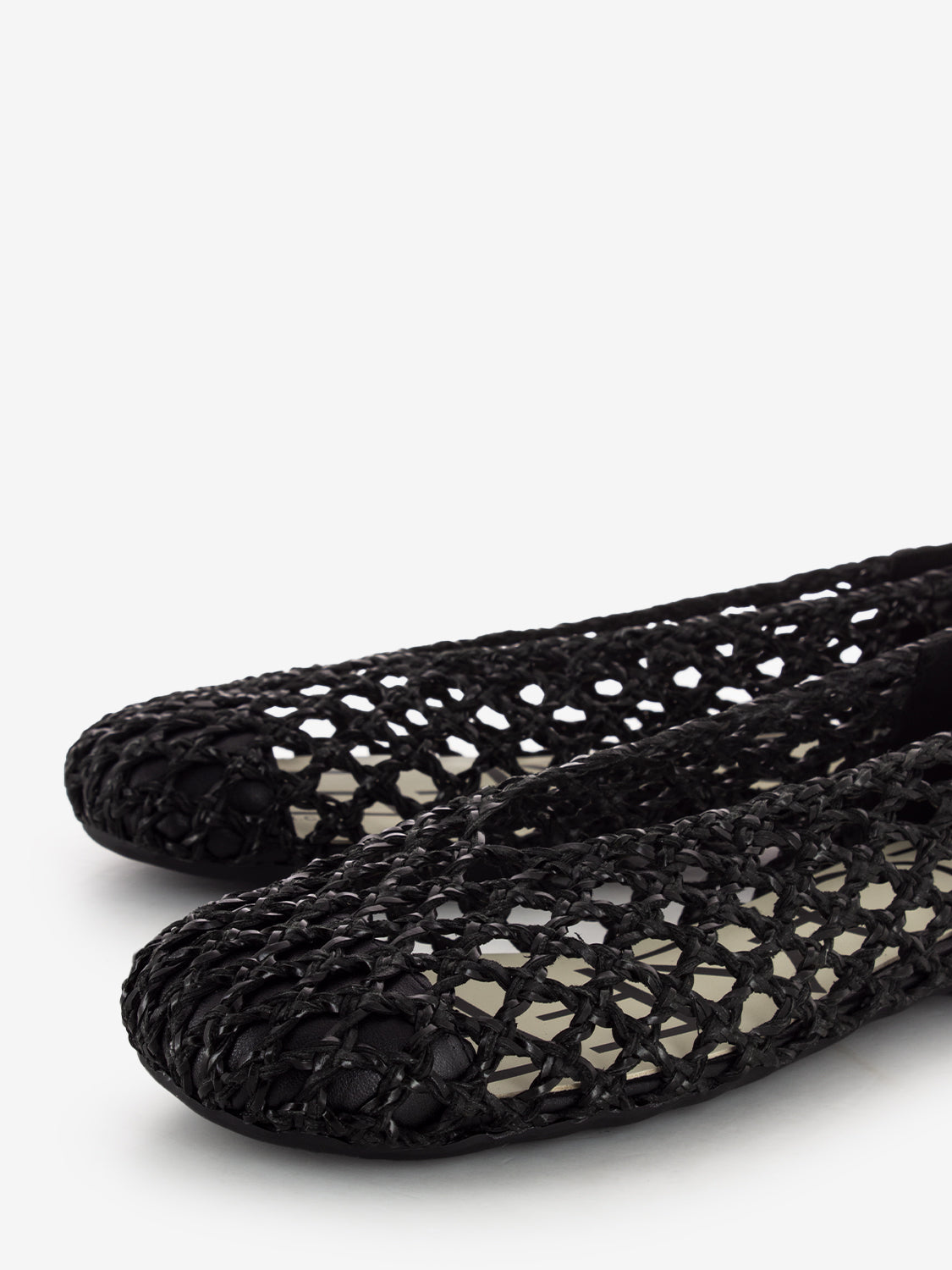 Ballerinas Holes black weave
