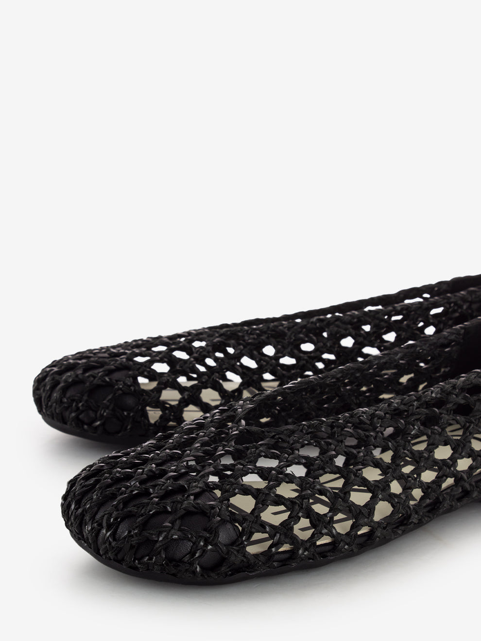 Ballerinas Holes black weave
