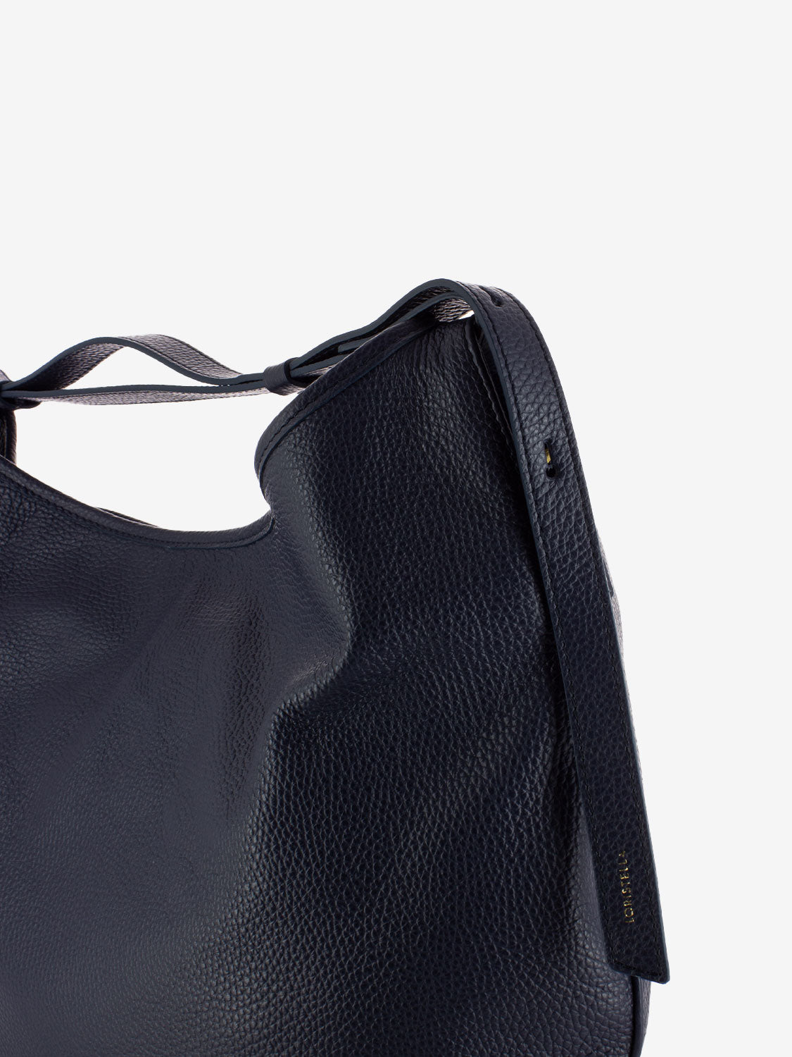Ingrid bag in blue hammered leather