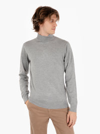 Soft pearl viscose turtleneck sweater