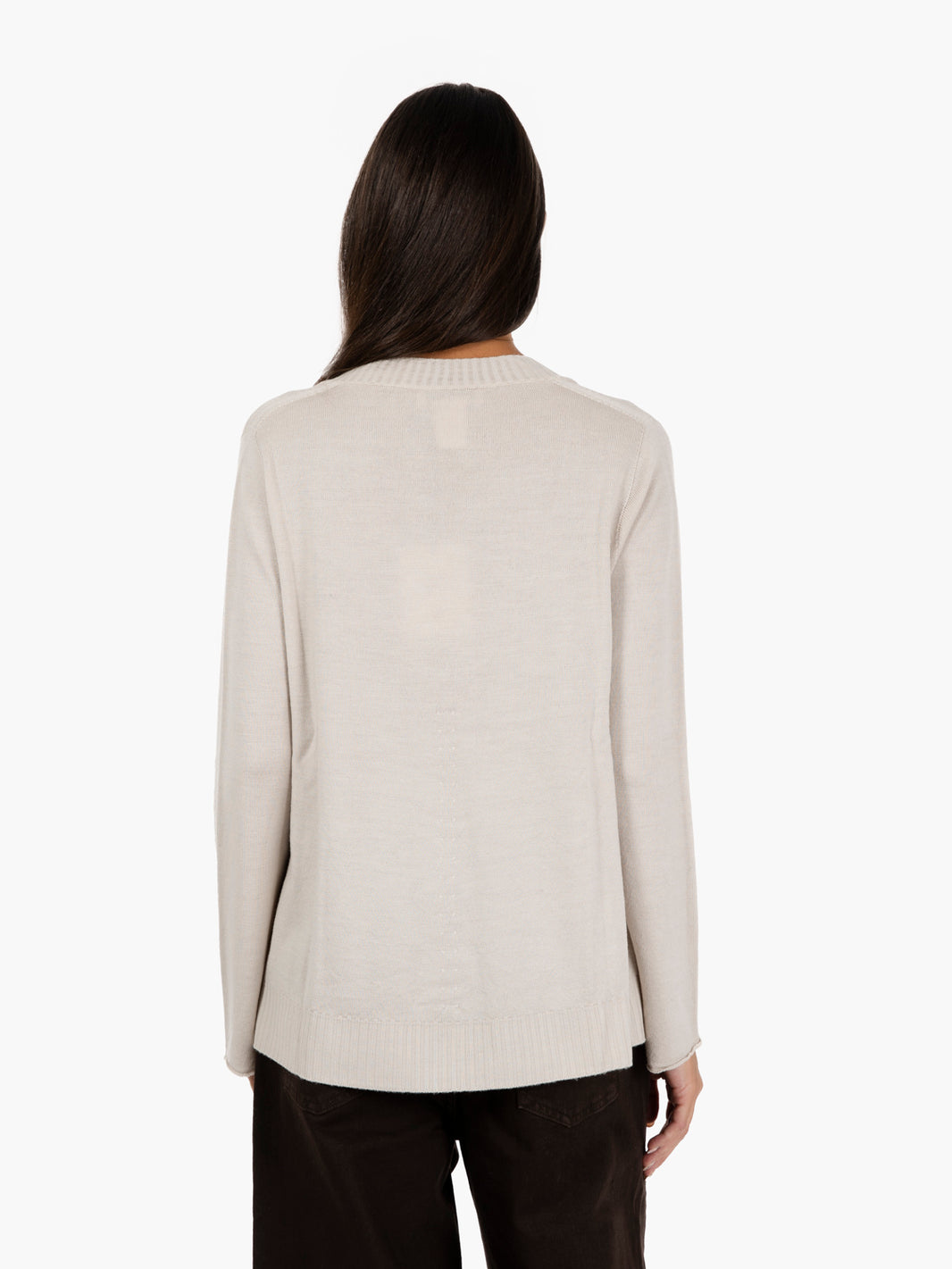 Caffe latte V-neck sweater
