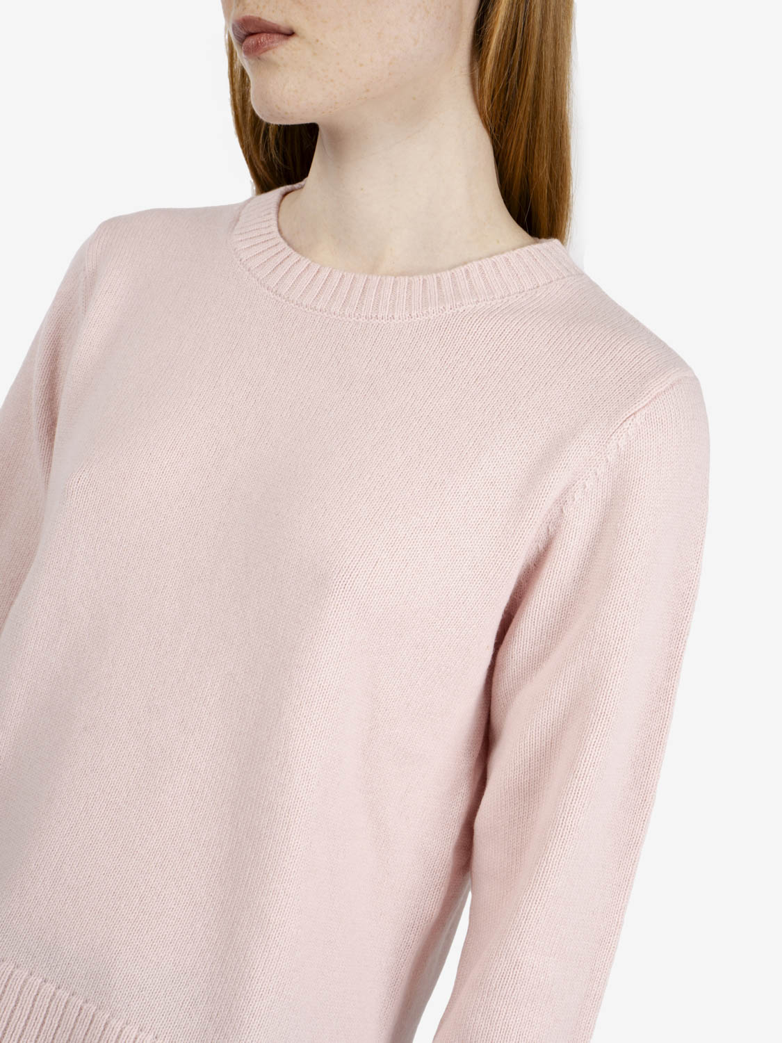 Maglione slim girocollo confetto