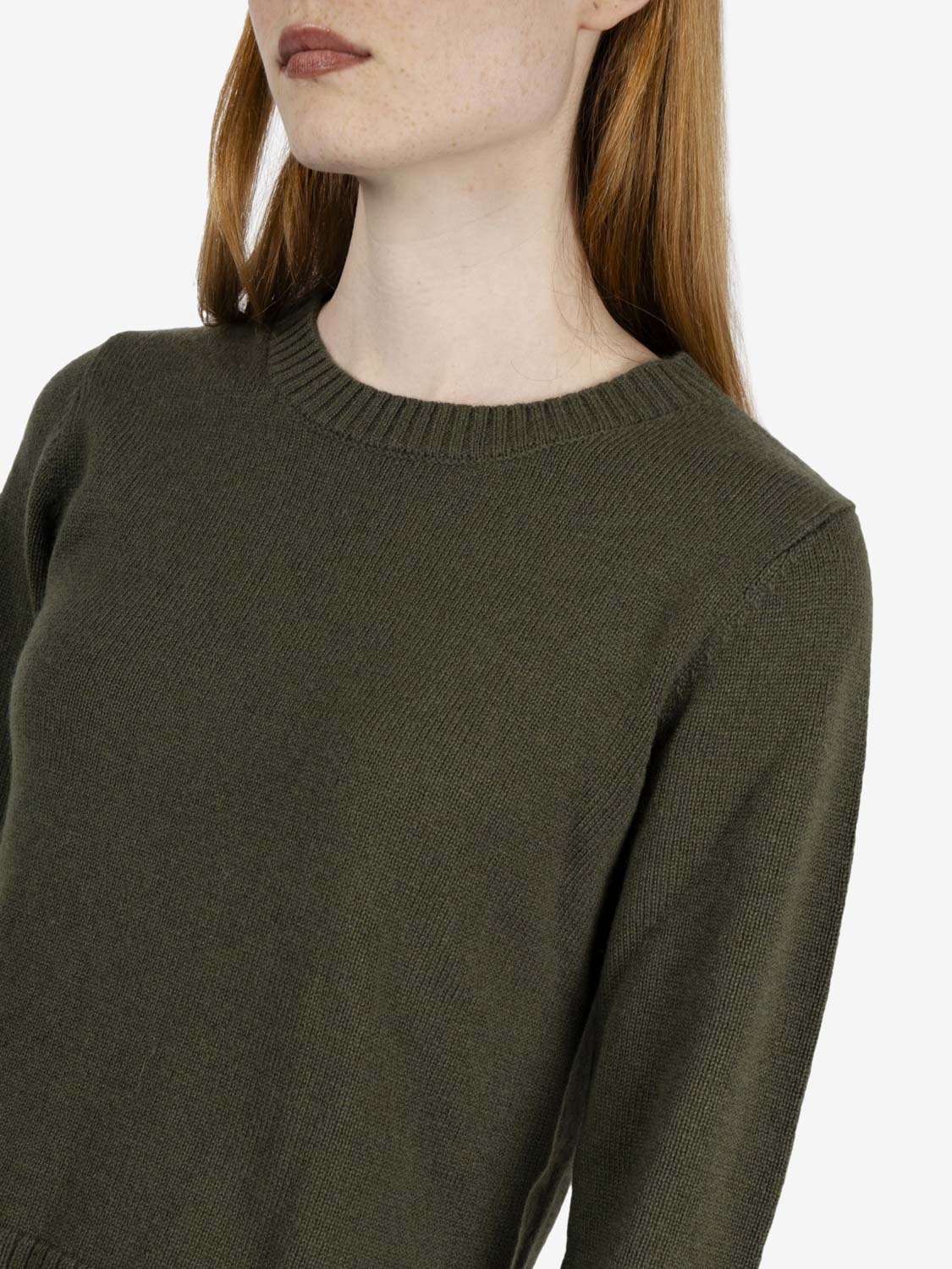 Maglione slim girocollo oliva