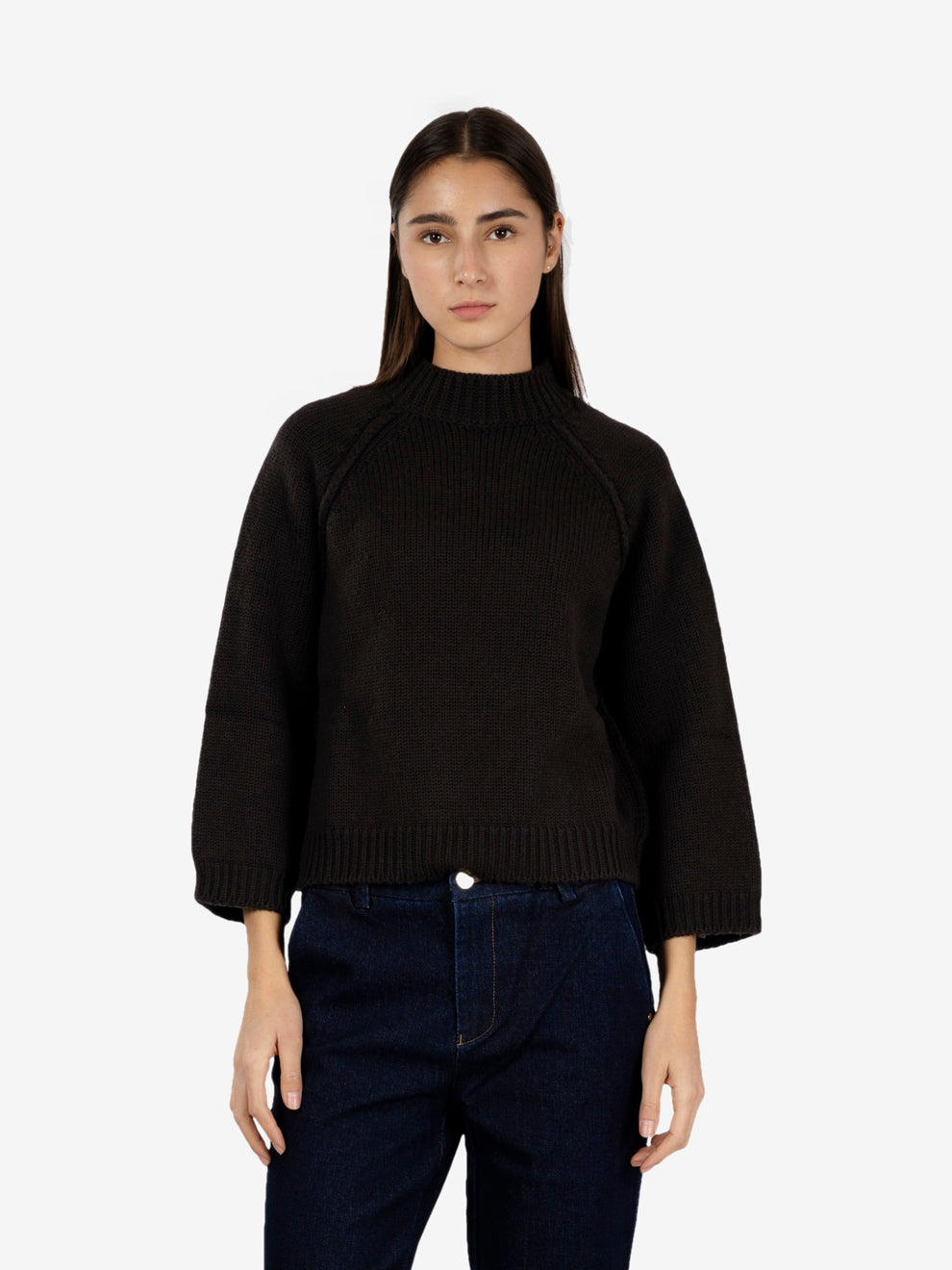 Dark brown three-quarter sweater