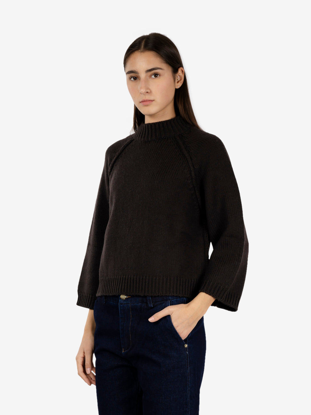 Dark brown three-quarter sweater