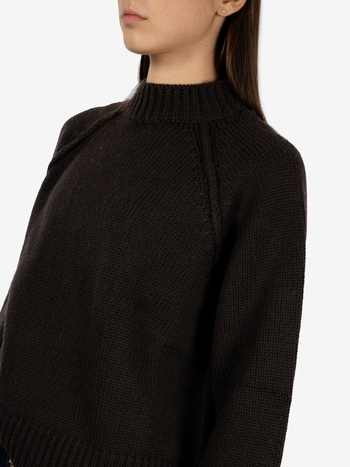 Dark brown three-quarter sweater