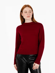 MAIDA MILA - Maglione crop con collo a cratere rosso rubino