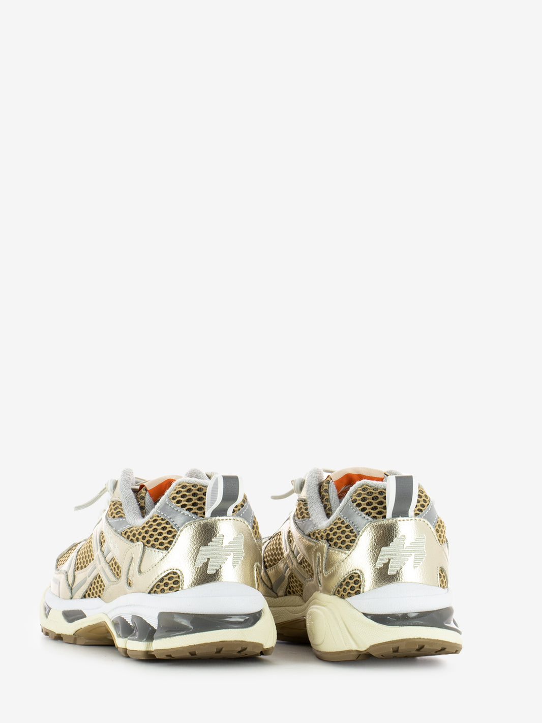 Combi leather and mesh sneakers gold / white