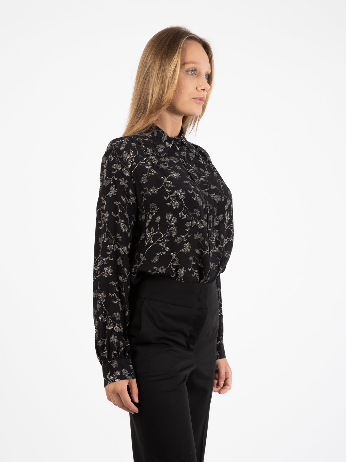 Camicia con fantasia floreale nero