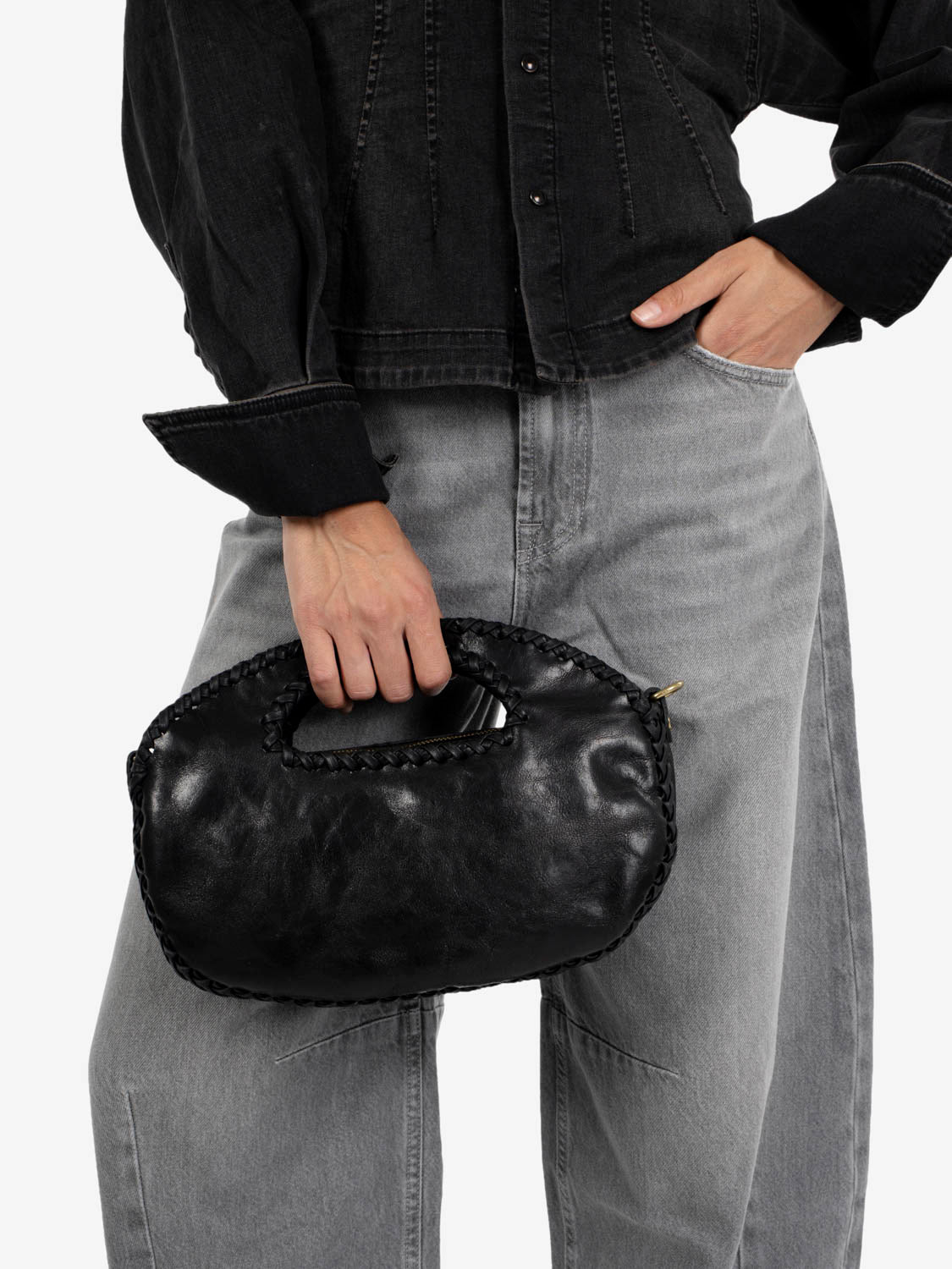 Borsa Nina M pelle nera