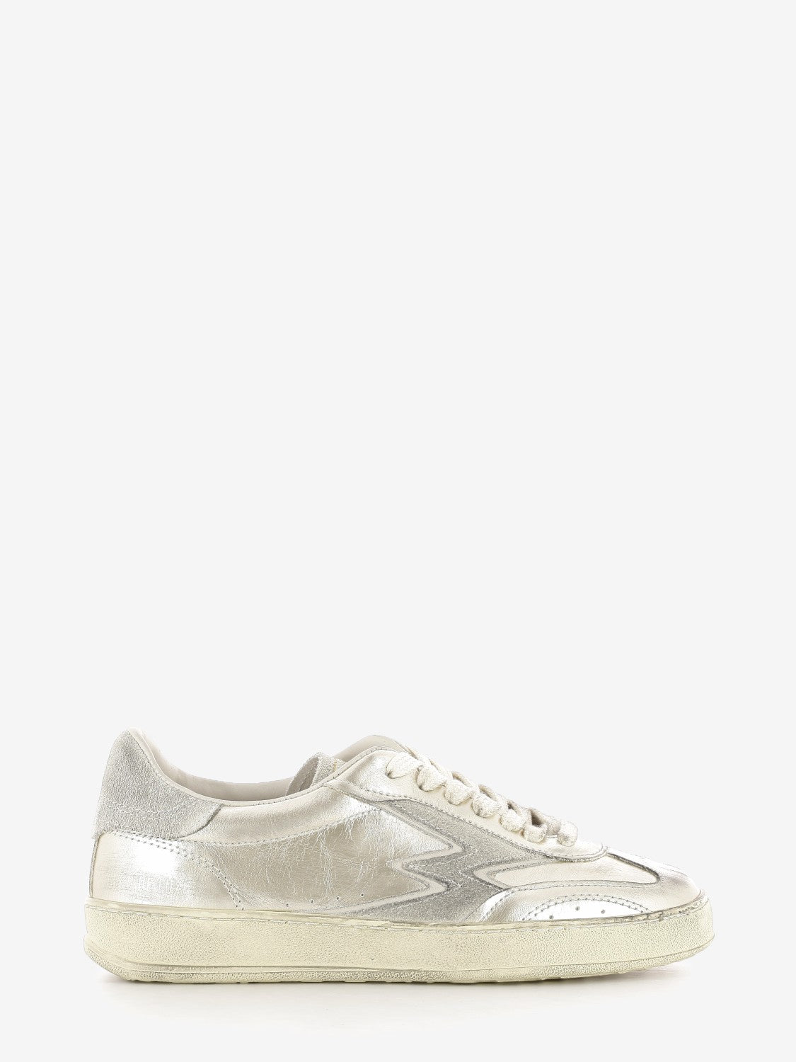 Sneakers brushed laminated platinum