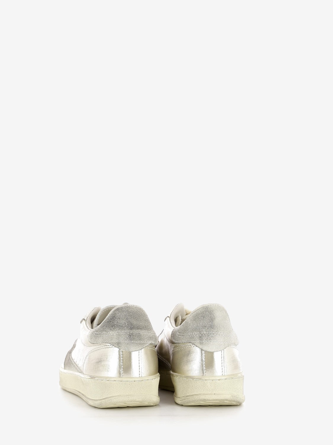 Sneakers brushed laminated platinum