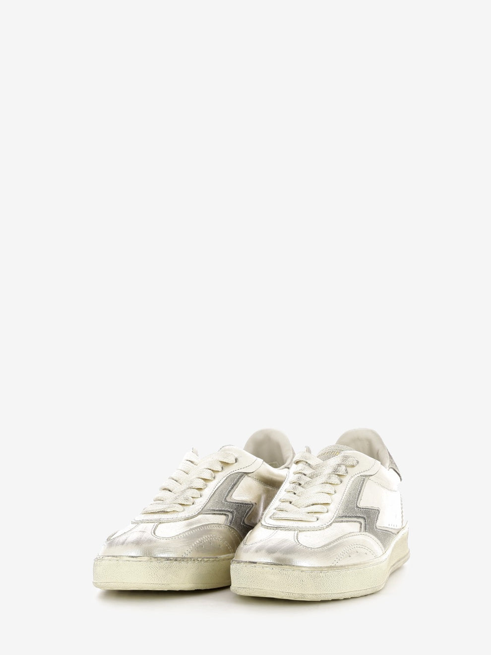 Sneakers brushed laminated platinum