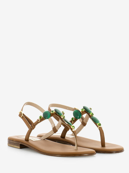 Sandali con pietre gioiello marrone / verde