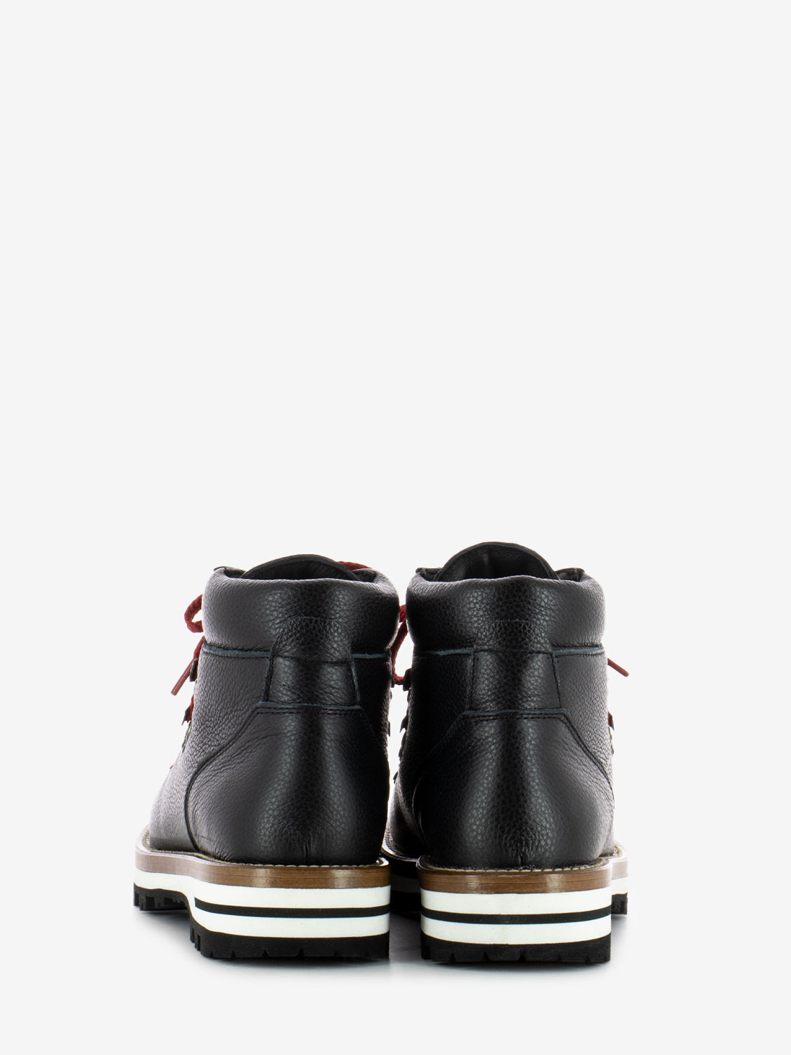 W Cortina black shoe